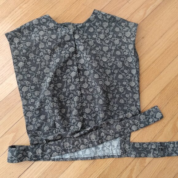 Vintage Amish Mennonite Cape Dress 41.5"B 35"W Detachable Vest - Picture 4 of 9